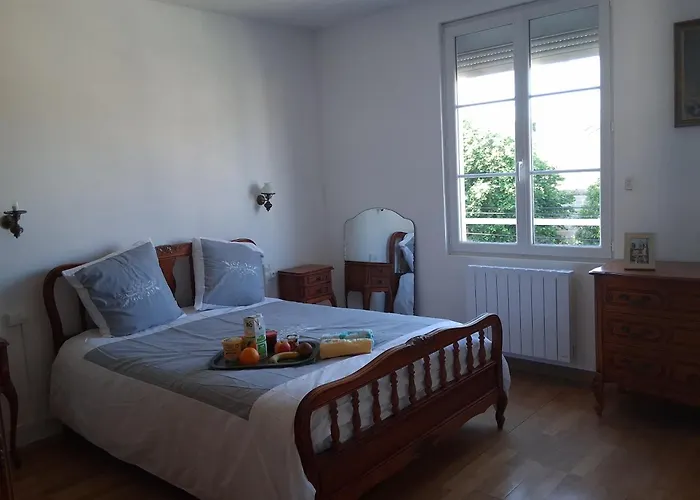 There Is A Legend In Le Mans- 24h Du Mans 度假居 勒芒